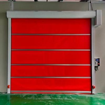 Farbenfrohe PVC-Türrahmen Hochgeschwindigkeits-Industrietüren in der chemischen Industrie