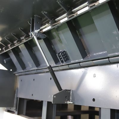 Schwere elektrische hydraulische Dock-Ebeneigerer für Ladefächer aus rutschfester Stahlplatte
