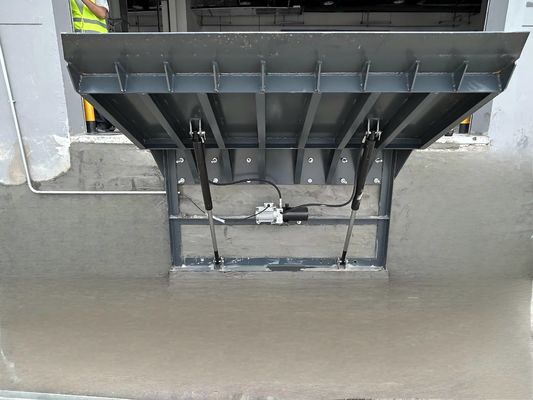 Graue elektrische Kante von hydraulischem Dock Eod Leveler von Feinstahlplatte