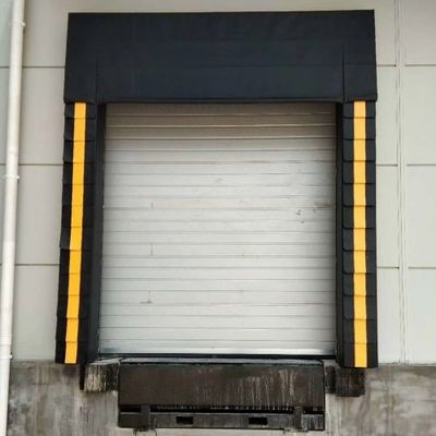 Unterer Dreieck Pad Schwamm aufblasbare Dock Shelter angepasst